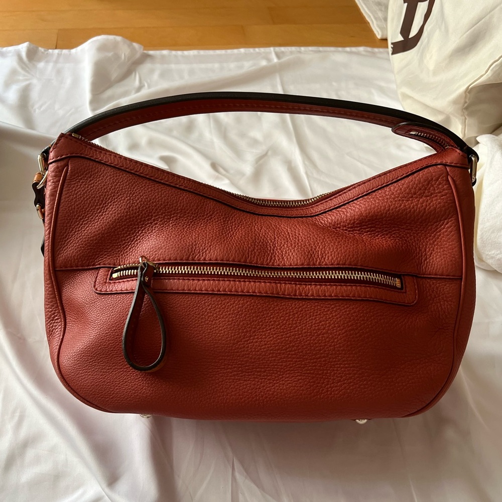 GUCCI PEBBLED LEATHER SHOULDER BAG